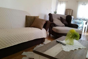 Apartments Villa Rustica ST - Two-Bedroom Apartment with Balcony and Shared Pool 1 kat